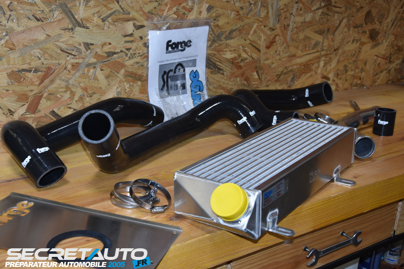 Kit complet intercooler forge peugeot 208 gti