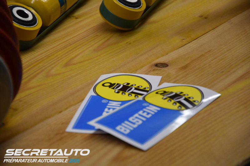 Autocollants Bilstein inclus dans le kit B12 Sportline