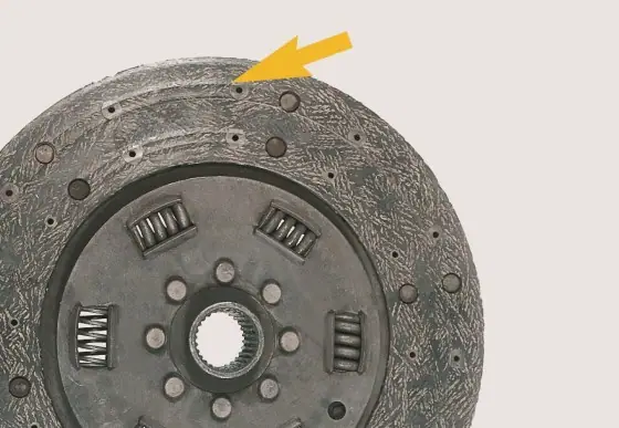 Pourquoi un embrayage patine ?