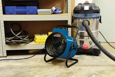 Chauffage électrique soufflant d'atelier 2 kW — photo 2